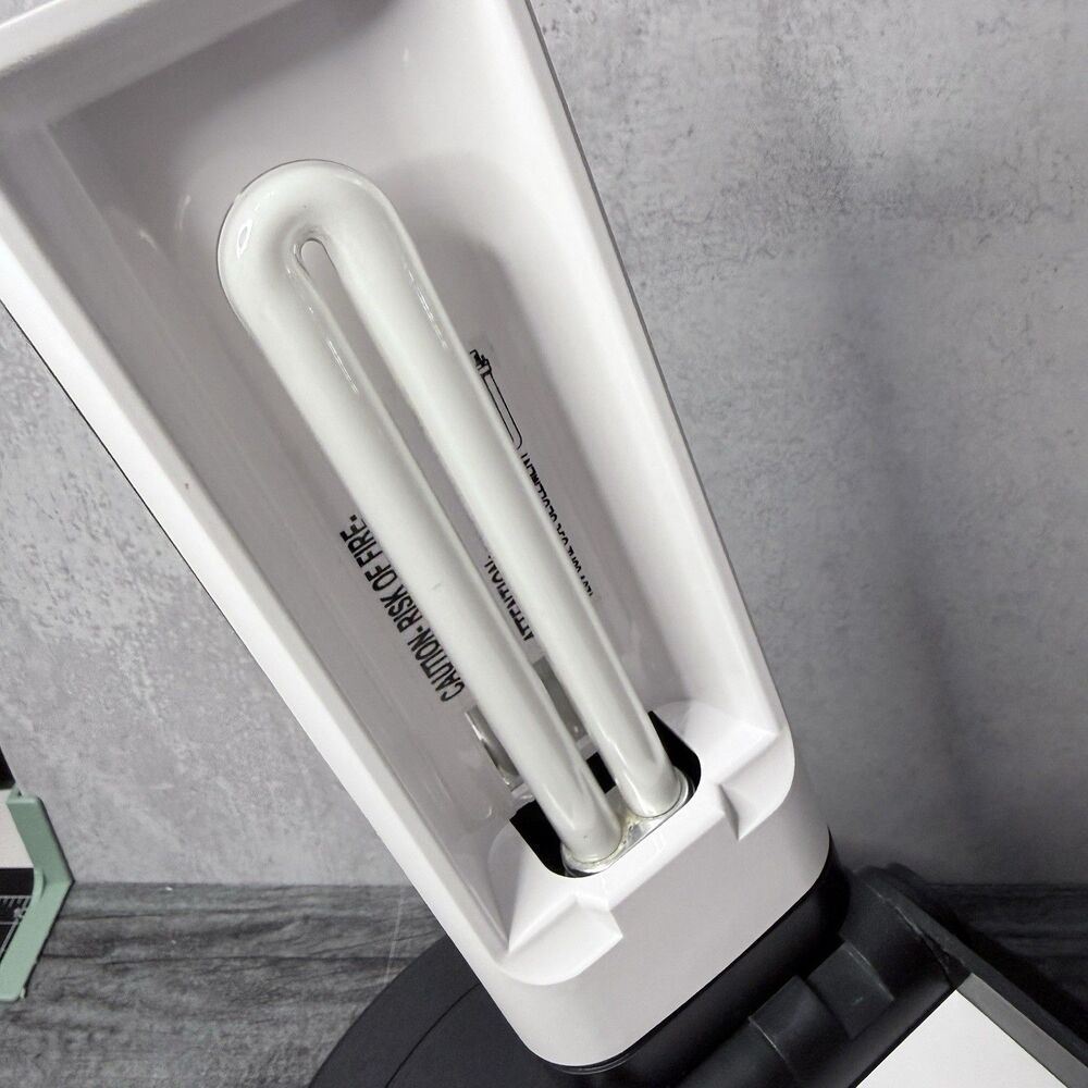 Ottlite Folding Portable Desk Lamp Model GX7902 Black Tested and works great! - Picture 6 of 7
